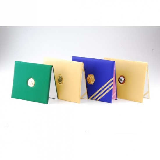 รับผลิตปกปริญญาบัตร - ภัทรการพิมพ์ - รับทำปกปริญญาบัตรผ้าไหม
