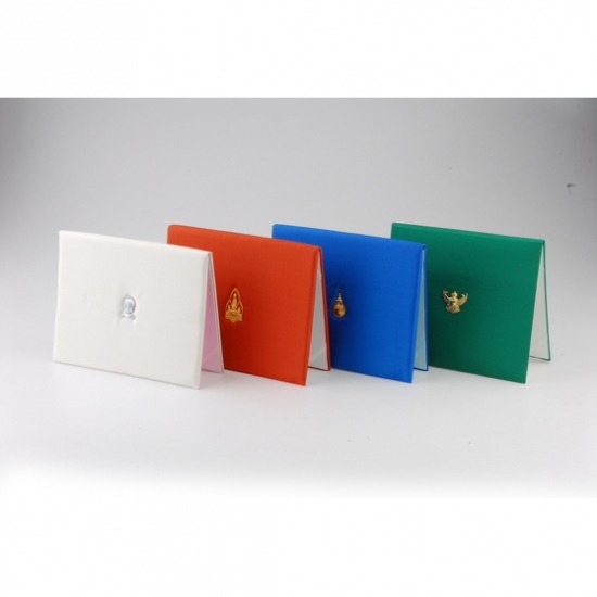 รับผลิตปกปริญญาบัตร - ภัทรการพิมพ์  - ปกปริญญาบัตรผ้าไหมติดครุฑ